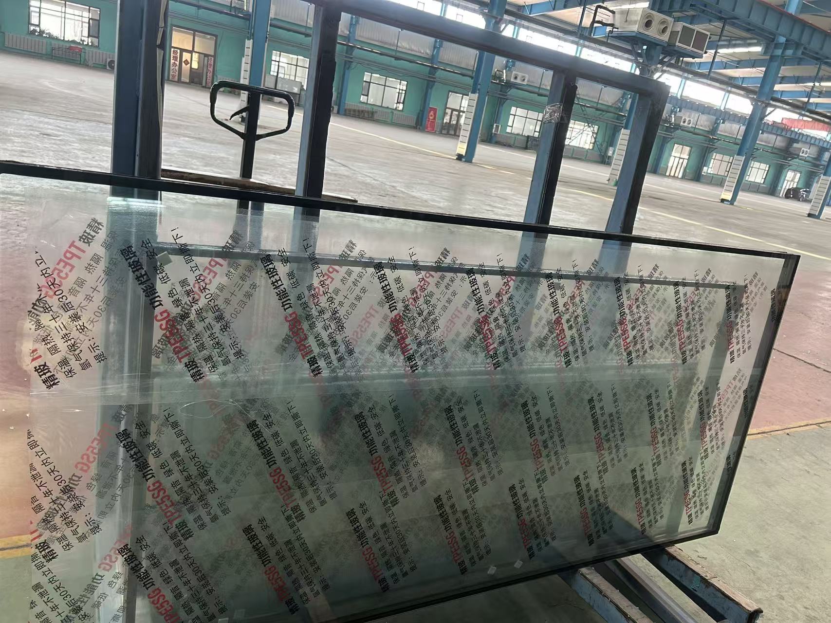 伊犁哈萨克自治州玻璃源头工厂钢化玻璃 - 一站式服务